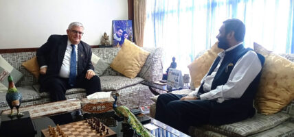 नेपाली कांग्रेसका नेता विमलेन्द्र निधि र इजरायली राजदूत श्मुलिक आरी बासबीच भेटवार्ता