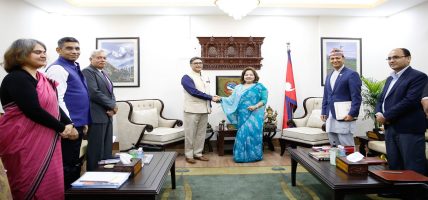 सिंहदरबारमा परराष्ट्र मन्त्री राणा र भारतीय विदेश सचिव मिस्रीबीच भेटवार्ता