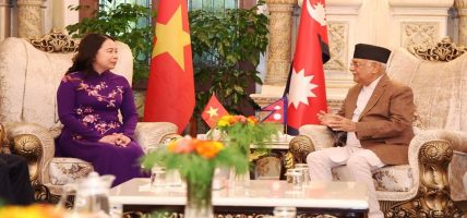 प्रधानमन्त्री ओली र भियतनामका उपराष्ट्रपति सुआनबिच भेटवार्ता