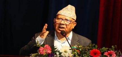 बीजेपी र अब्राहम लिङ्कनको उदाहरण दिँदै माधवले भने, ‘हामी आत्तिनुपर्ने अवस्था छैन’