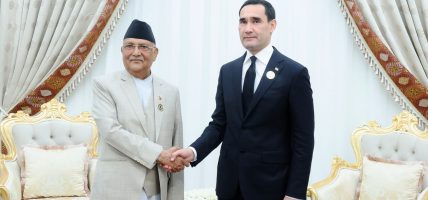 प्रधानमन्त्री केपी शर्मा ओली र तुर्कमेनिस्तानका राष्ट्रपति सरदार बेरदिमुहामेदोभबीच भेटवार्ता
