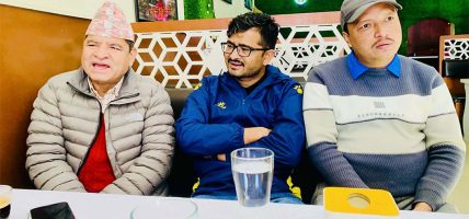 प्रकाश ज्वालाको दिग्दारीः केपी ओलीले वास्तै नगरेपछि माओवादीसँग एकता प्रकाश ज्वालाको दिग्दारीः केपी ओलीले वास्तै नगरेपछि माओवादीसँग एकता