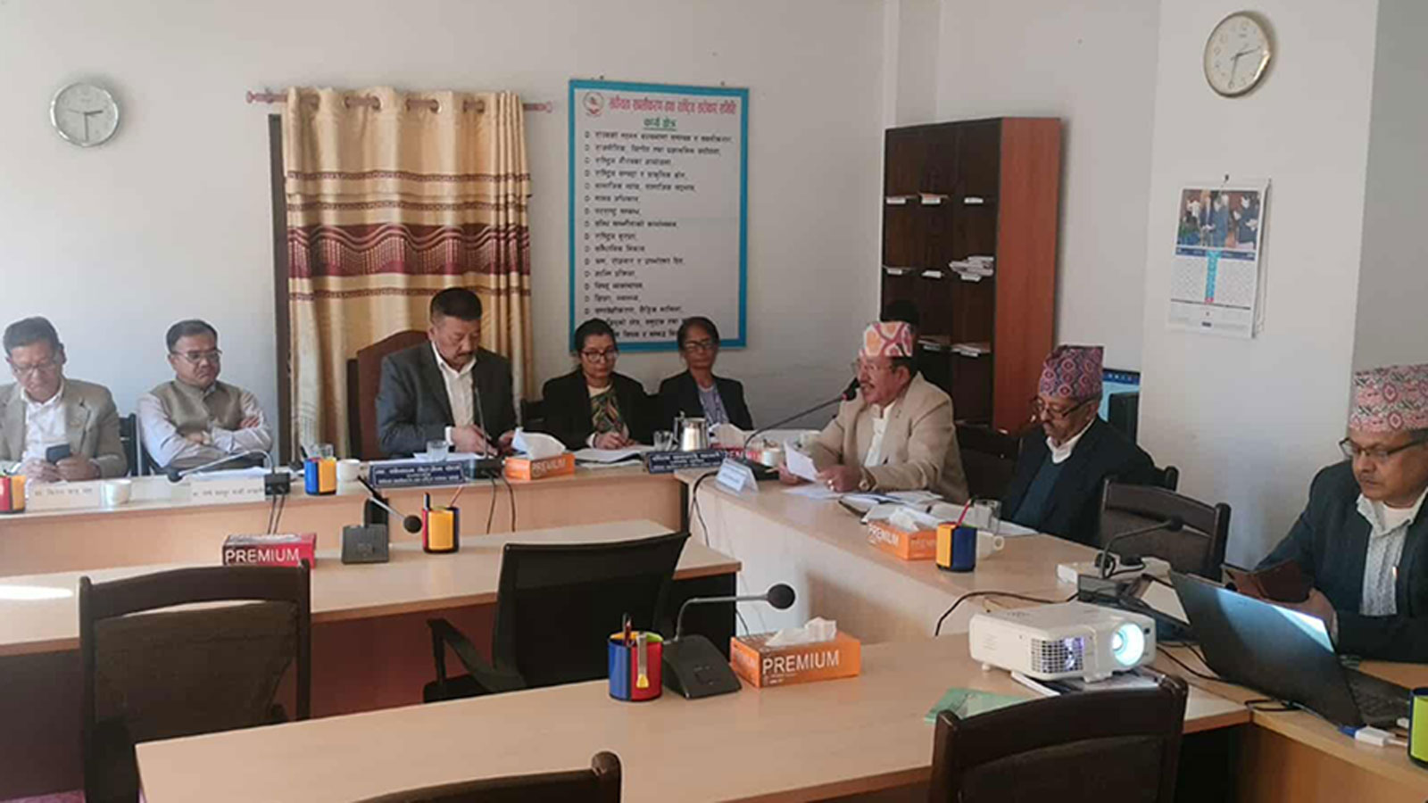 प्रतिनिधिसभा पुनर्स्थापना कि चुनाव भनेर अलमलिनु आवश्यक छैन : कार्यवाहक प्रमुख निर्वाचन आयुक्त प्रतिनिधिसभा पुनर्स्थापना कि चुनाव भनेर अलमलिनु आवश्यक छैन : कार्यवाहक प्रमुख निर्वाचन आयुक्त