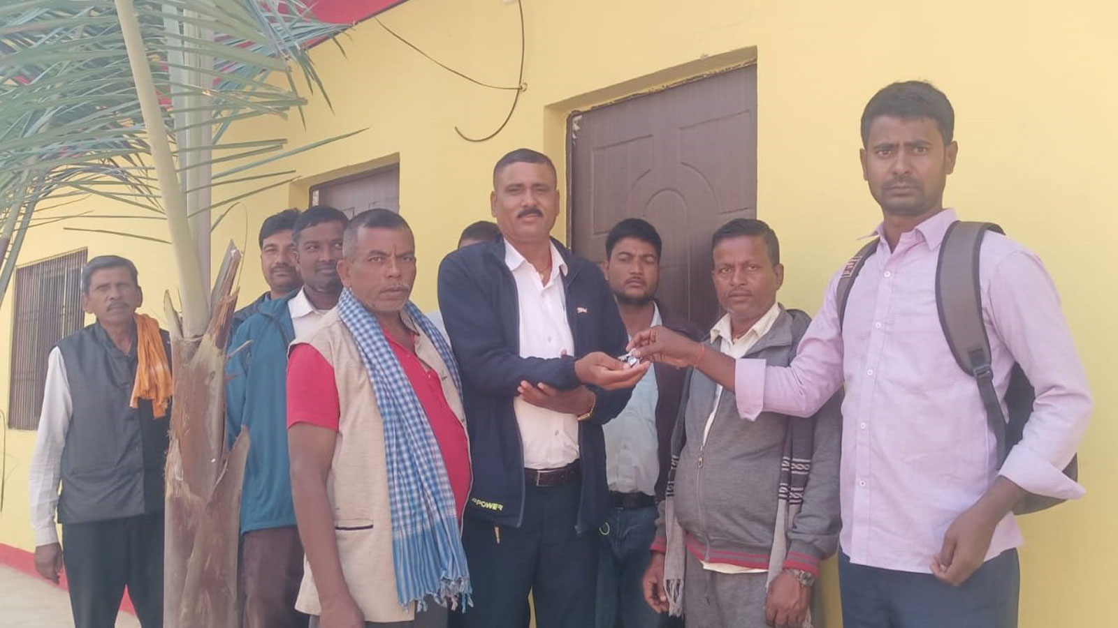 १५ औँ दिनमा खुल्यो कटहरिया नगरपालिकाको ताला १५ औँ दिनमा खुल्यो कटहरिया नगरपालिकाको ताला