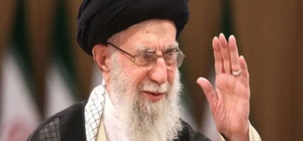 इरानका सर्वोच्च नेता खामेनीले भने,-‘अन्य तानाशाह जस्तै ट्रम्पको पनि पतन हुन्छ’