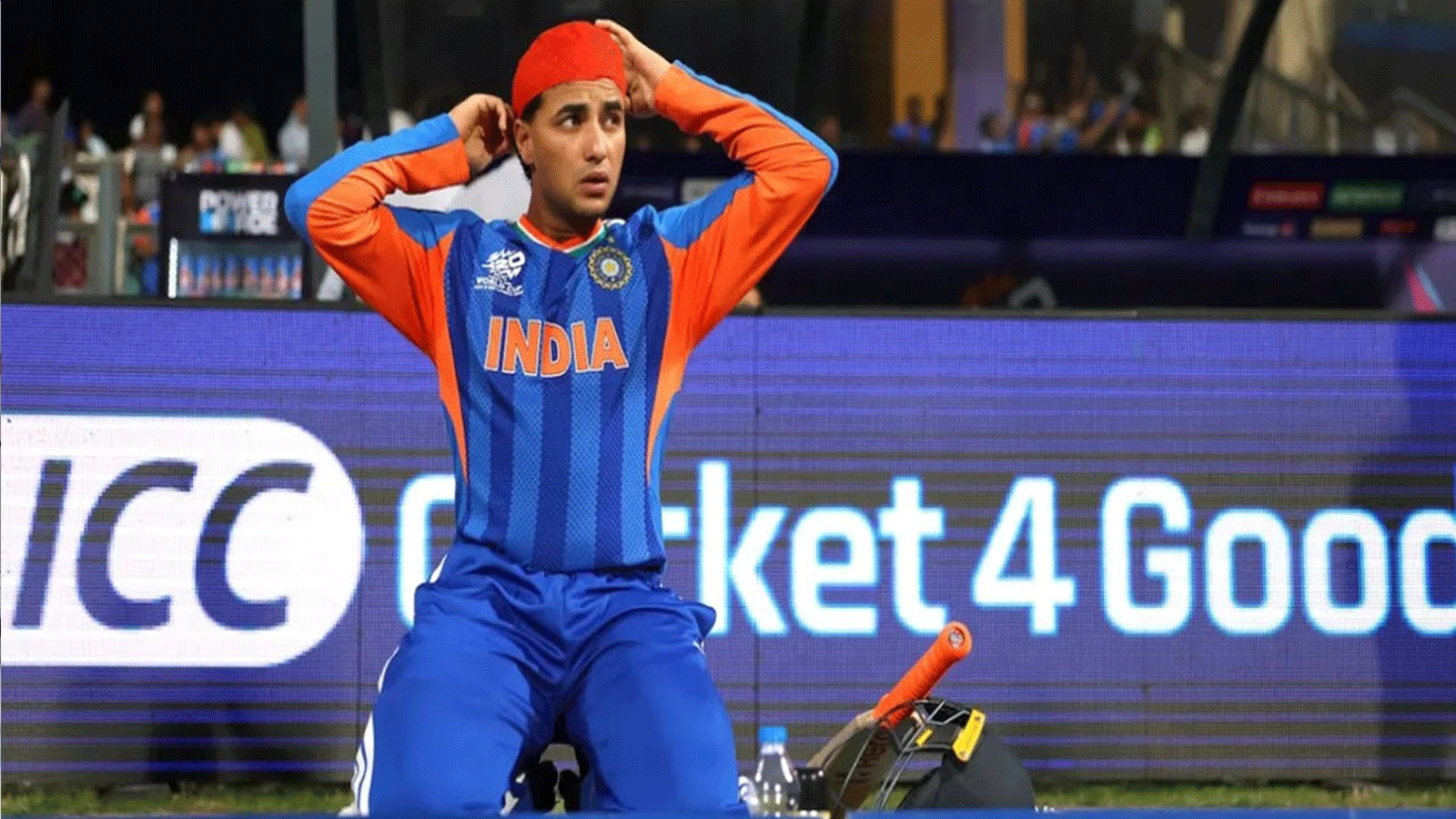 भारतीय ओपनर अभिषेक शर्मा अस्पताल भर्ना, नामिबियाविरुद्ध खेल्ने सम्भावना अनिश्चित भारतीय ओपनर अभिषेक शर्मा अस्पताल भर्ना, नामिबियाविरुद्ध खेल्ने सम्भावना अनिश्चित