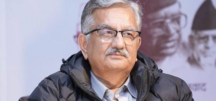 एमालेलाई सुधार गर्न नेता सुरेन्द्र पाण्डेले दिए तीन सुझाव