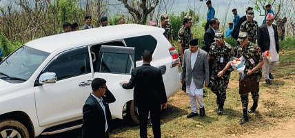 राष्ट्रपति रामचन्द्र पौडेल आफ्नो गृहजिल्ला तनहुँ पुगे