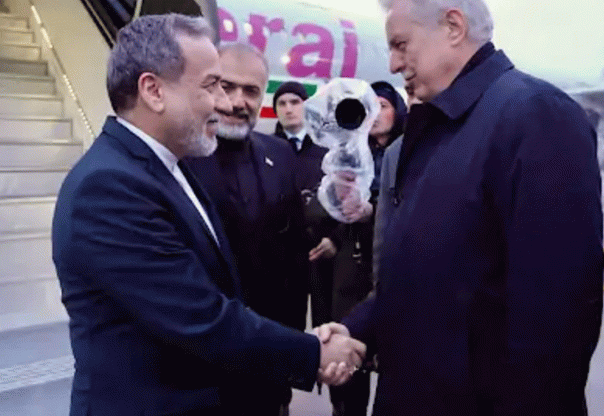 रूसका राष्ट्रपति भ्लादिमिर पुटिनसँग भेटवार्ता गर्न रुस पुगे इरानी विदेशमन्त्री अब्बास अराघची