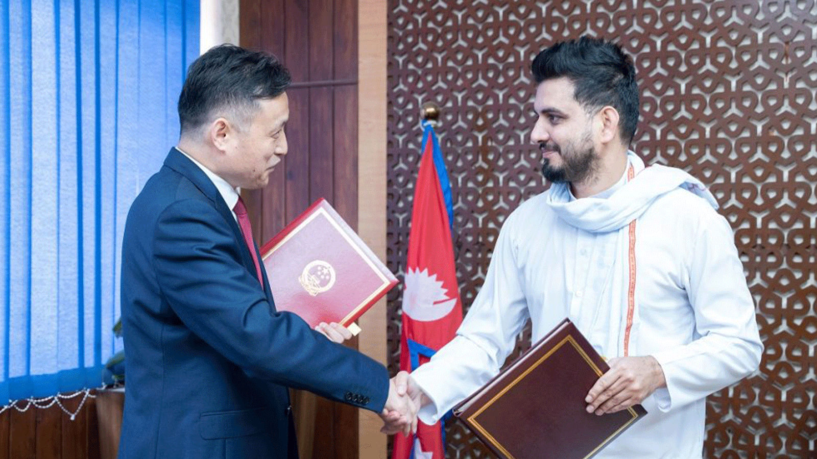 चक्रपथ विस्तारको दोस्रो चरणको काम गर्न नेपाल सरकार र चीनबीच सम्झौता