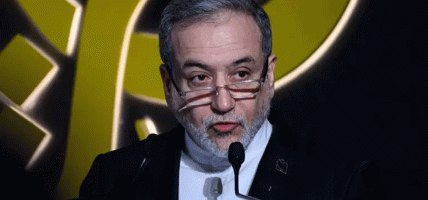 सम्झौता टुङ्गोमा पुग्नै लाग्दा अमेरिकाले एकाएक आफ्ना मागहरू परिवर्तन गर्‍यो : इरानी विदेशमन्त्री