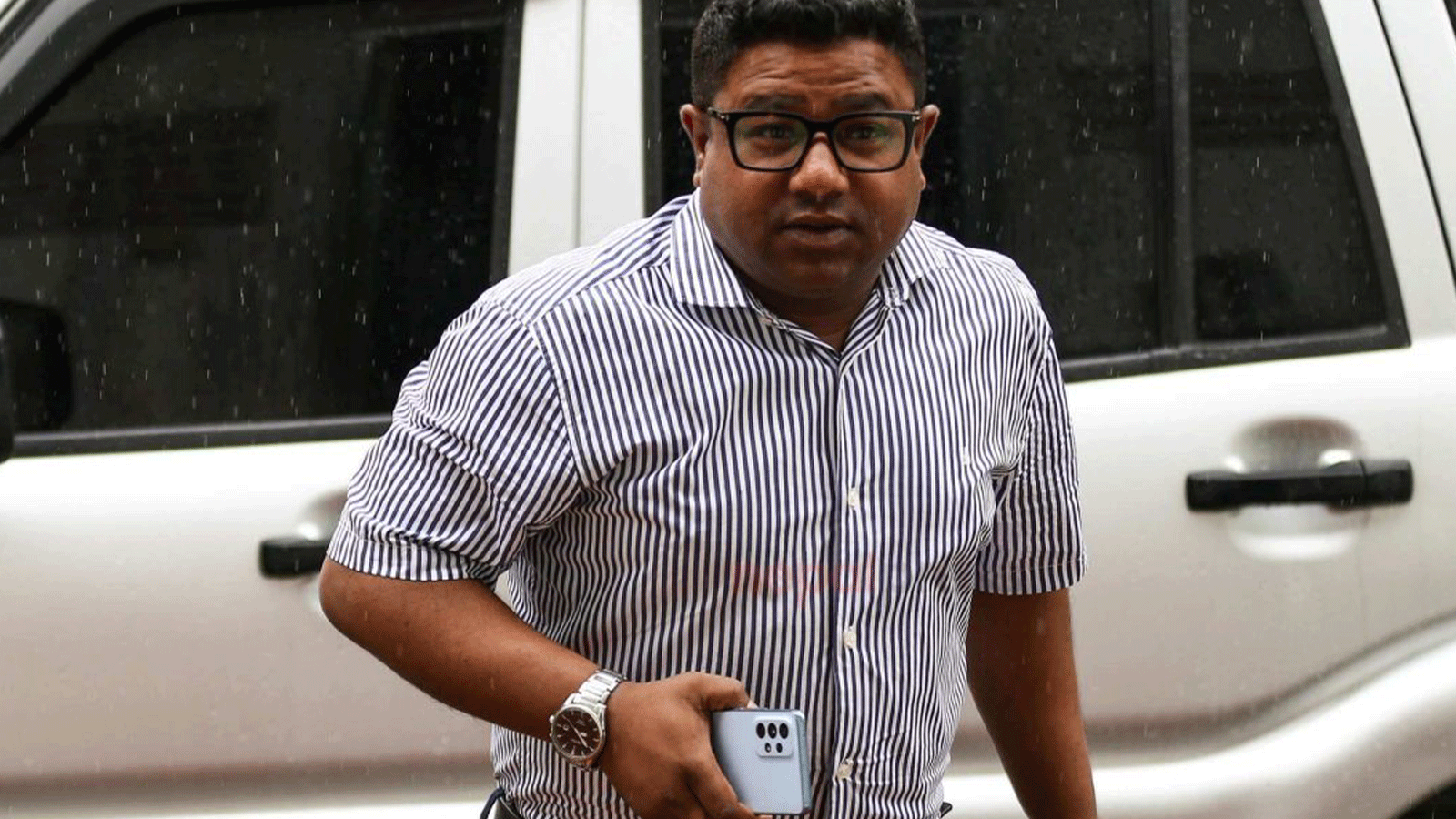 सन्तोष परियारले भने, ‘मैले राजीनामा दिएको छैन, गलत हल्ला गरियो’