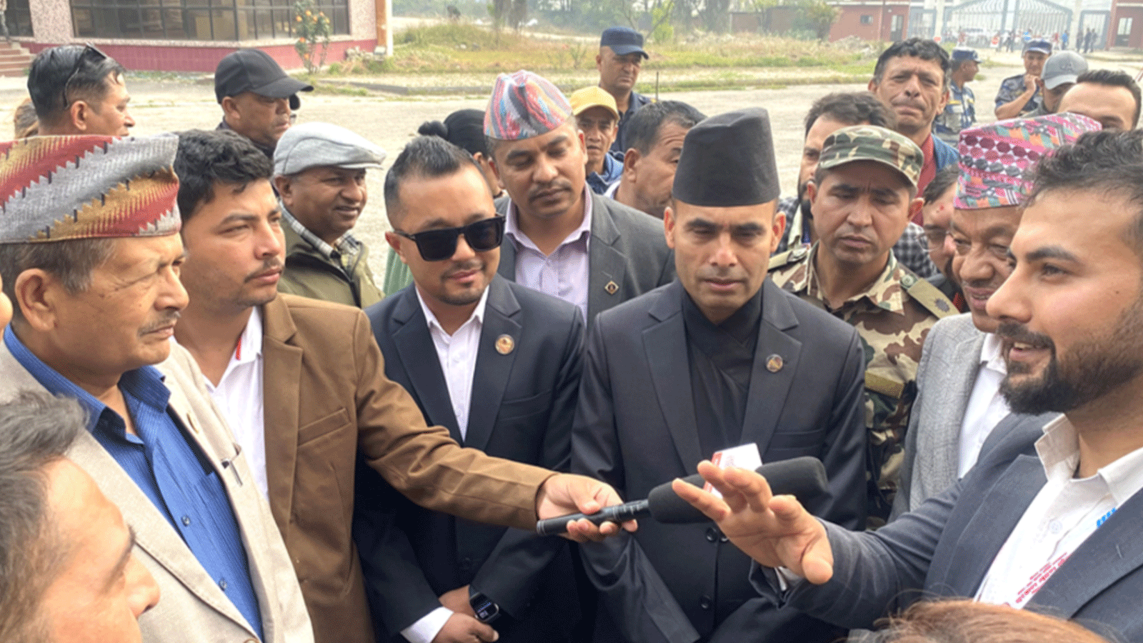 सञ्चारमन्त्रीले गरे सुरक्षण मुद्रण केन्द्रको निरीक्षण भने, ‘अब राजस्व तिरेको २४ घण्टाभित्रै लाइसेन्स छापिन्छ’