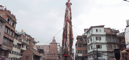 ललितपुरको प्रसिद्ध रातो मत्स्येन्द्रनाथको रथ यात्रा आज लगनखेल लगिँदै