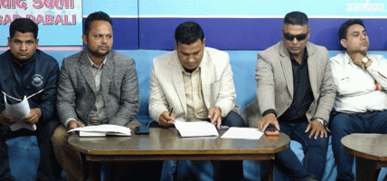 राहत तथा अस्थायी शिक्षकका रिक्त कोटा दरबन्दीमा रुपान्तरण गर्न माग