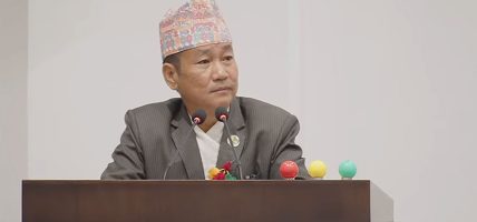 संसदमा बहिनी र नातिनी भनेर सम्बोधन नगरौं- हर्क साम्पाङ