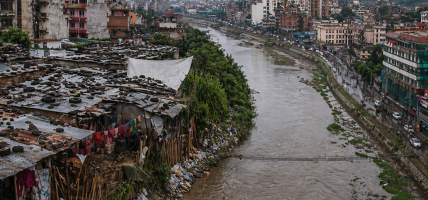बागमती किनारका सुकुम्बासी हटाउन माइकिङ, शनिबार डोजर चलाउने तयारी