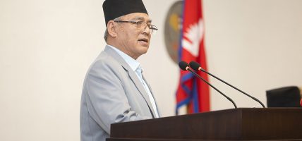 सत्तारुढ दल (रास्वपा) अराजक जमातको अस्थायी गठजोड हो- बादल