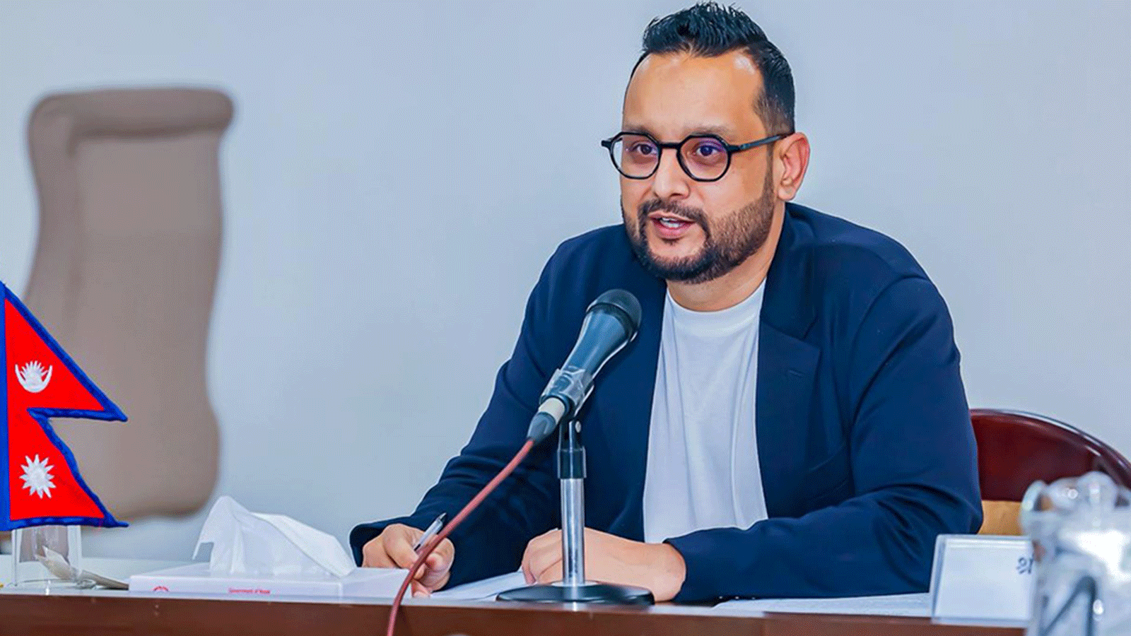 संविधान संशोधन बहसपत्र तयार गर्ने कार्यदलले संविधान संशोधनमा माग्यो आम नागरिकको सुझाव