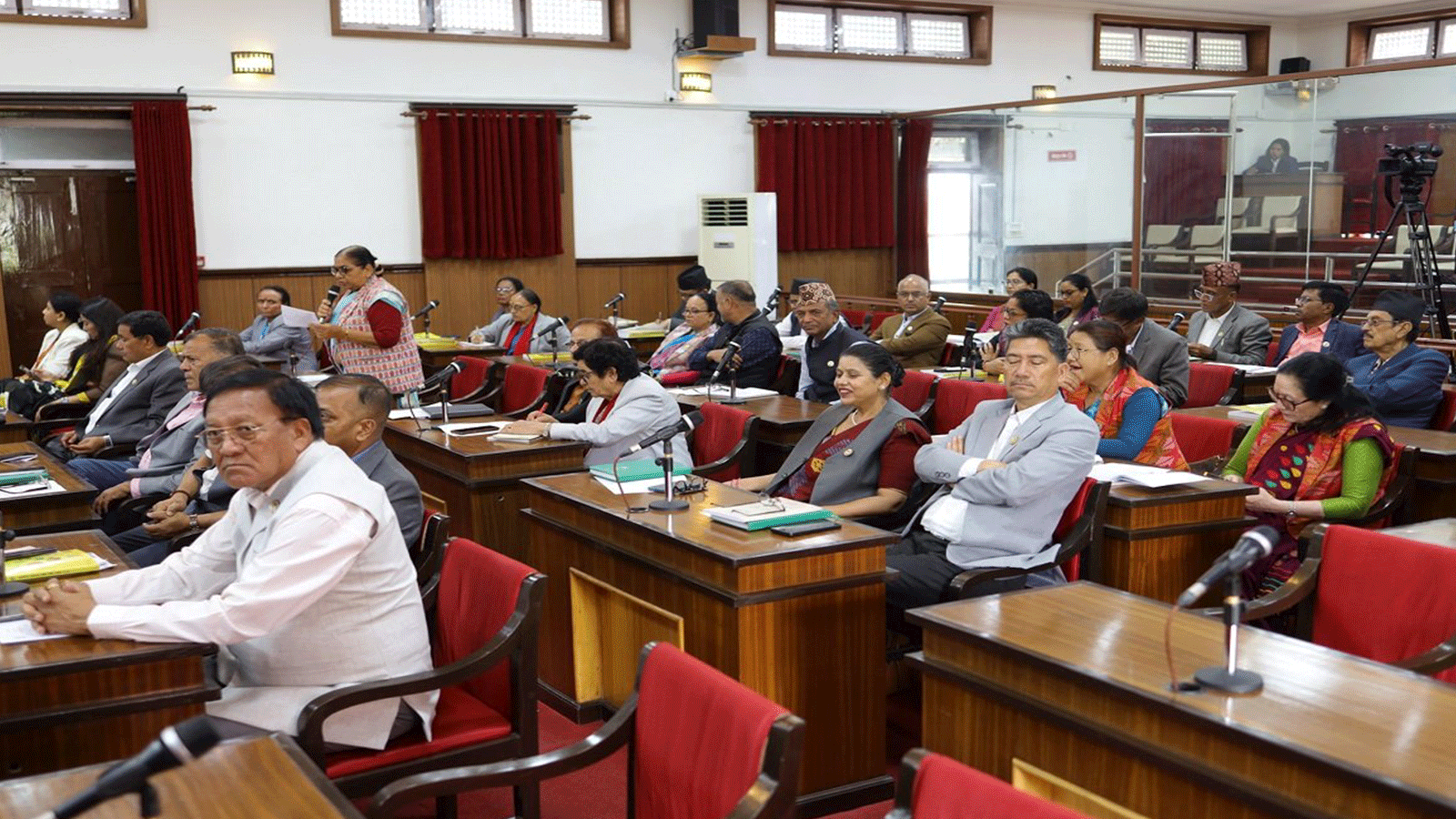 एकघण्टा ढिला गरी सुरु भएकाे राष्ट्रियसभा बैठक २० मिनेटको लागि स्थगित
