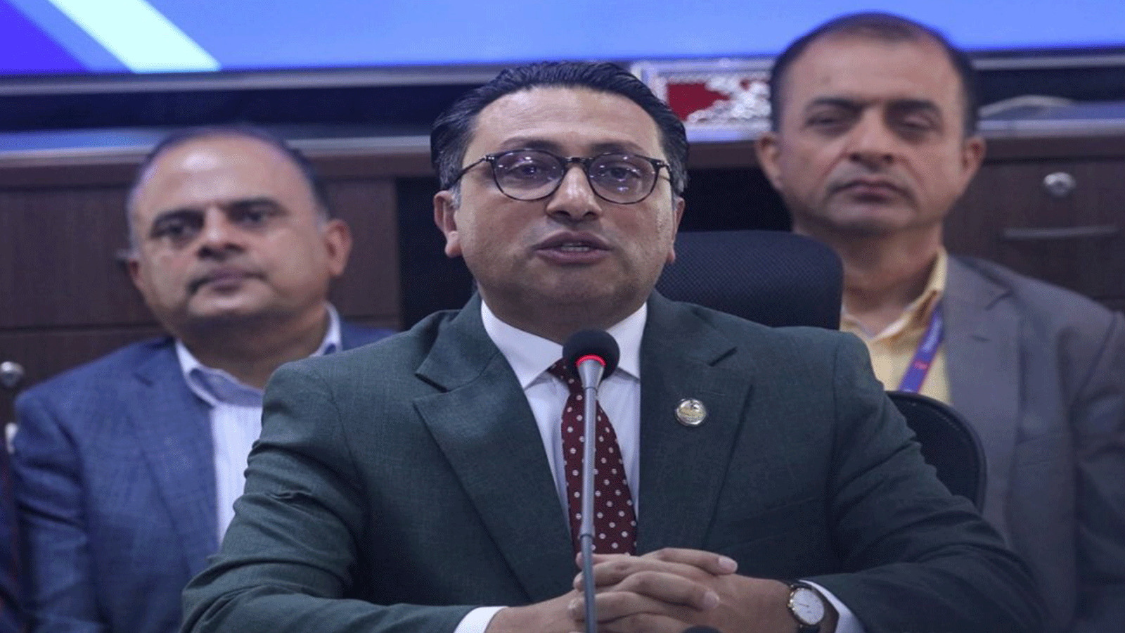 बजेट सानो हो, महत्त्वाकांक्षी होइन : अर्थमन्त्री बजेट सानो हो, महत्त्वाकांक्षी होइन : अर्थमन्त्री