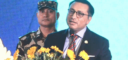 १०० अर्ब डलरको अर्थतन्त्र निर्माण गर्न निजी क्षेत्रको साथ अपरिहार्य : अर्थमन्त्री वाग्ले