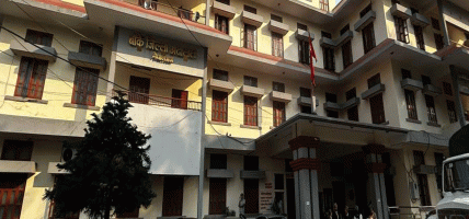 हत्या आरोपीलाई धरौटीमा छाडेको भन्दै बाँके अदालतमा मृतकका आफन्तको आक्रोश, प्रहरीसँग घम्साघम्सी