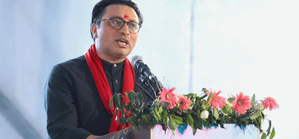 हामी कसैलाई हराउन आएका होइनौं, देशलाई जिताउन आएका हौं : स्वर्णिम वाग्ले