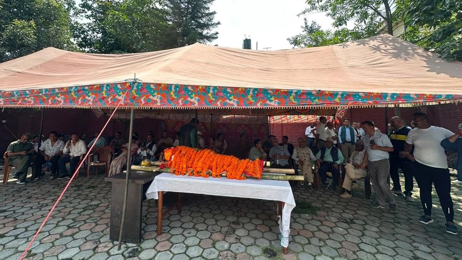 कांग्रेसका नेता राजेन्द्र खरेलको पार्थिव शरीर नेपाली कांग्रेसको केन्द्रीय कार्यालय सानेपामा