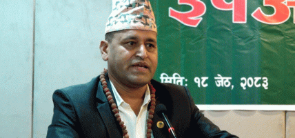 सामुदायिक वनमाथि अंकुश लगाउने प्रयास भए आन्दोलन गर्छौं : अध्यक्ष भण्डारी सामुदायिक वनमाथि अंकुश लगाउने प्रयास भए आन्दोलन गर्छौं : अध्यक्ष भण्डारी