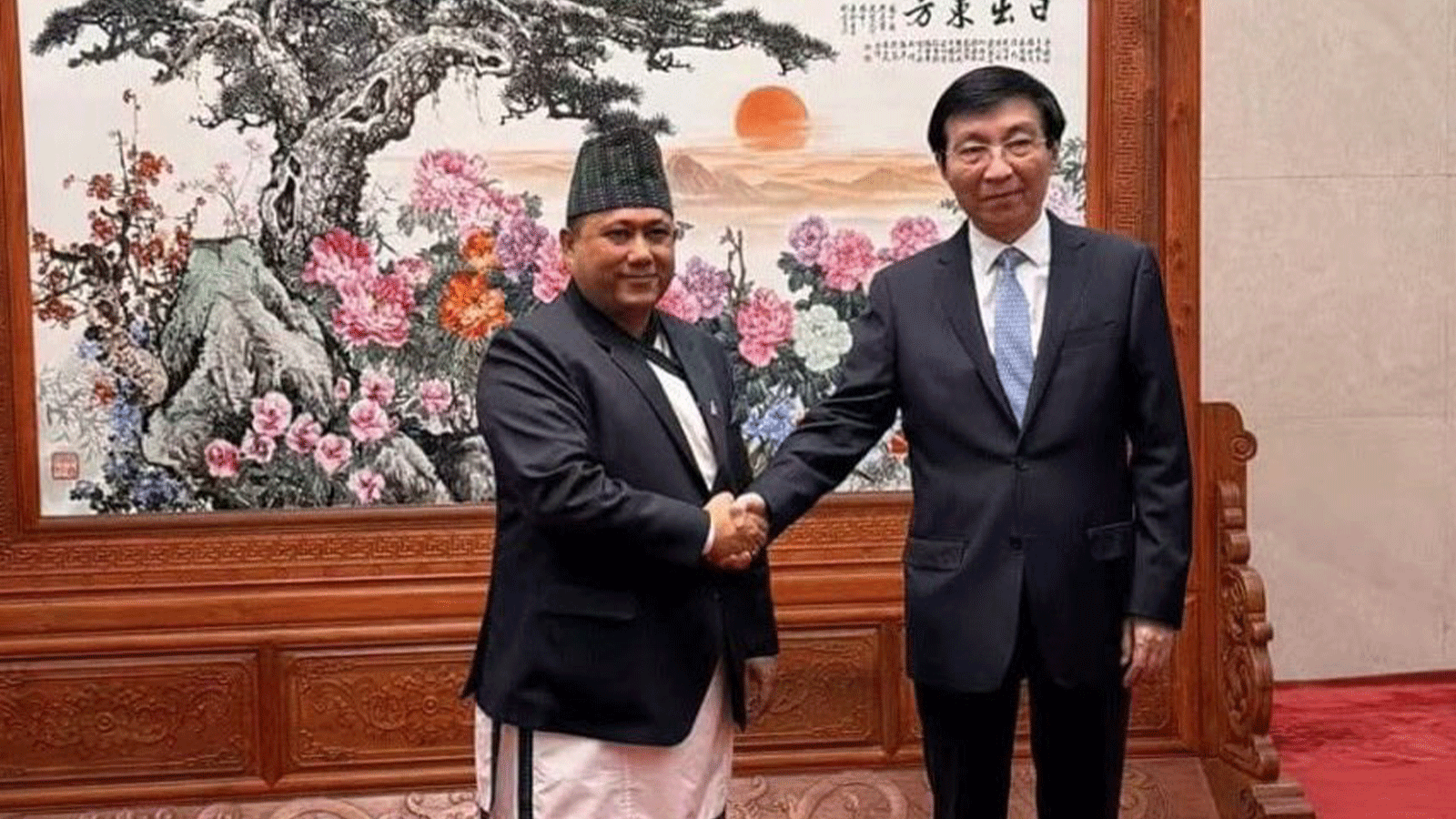 बेइजिङमा परराष्ट्रमन्त्री खनाल र चिनियाँ नेता वाङ बिच भेटवार्ता