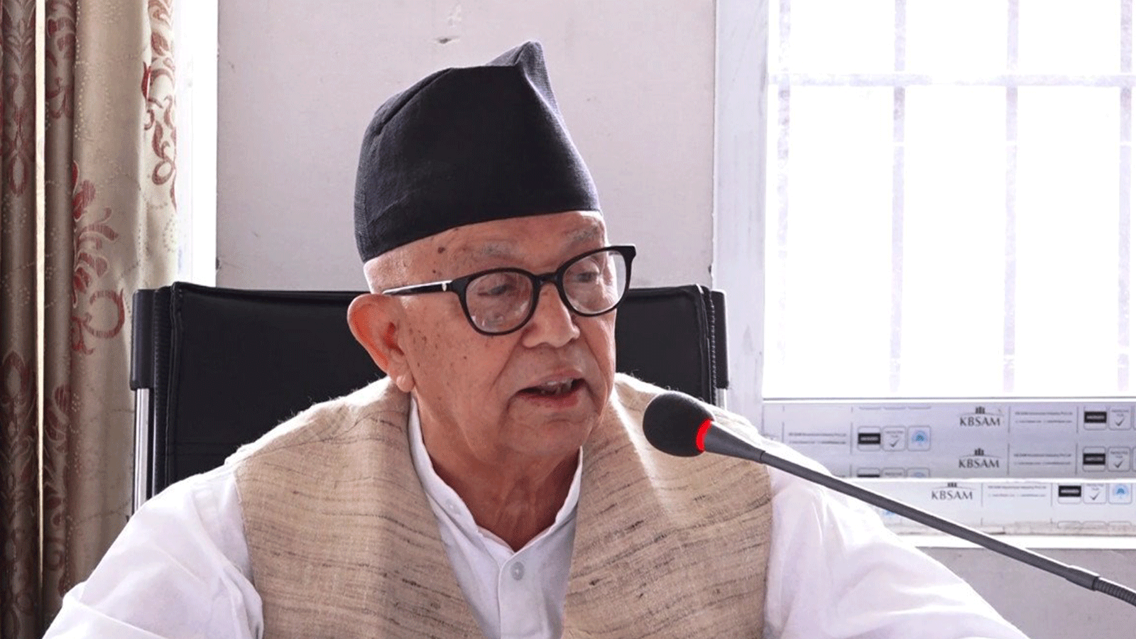 संसद्को चालु अधिवेशनबाटै संघीयता सम्बन्धी सबै कानुन पारित गर्न आनन्दप्रसाद ढुंगानाको माग