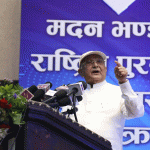प्रतिगमन गरेर हैरान छ, लोकतान्त्रिक र वामपन्थी मिलेर पराजित गर्नुपर्छ : केपी ओली