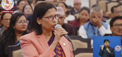 प्रधानमन्त्रीले सदनमा आएर माफी नमागेसम्म सदन चल्न नदिने नेकपा एमालेको अडान