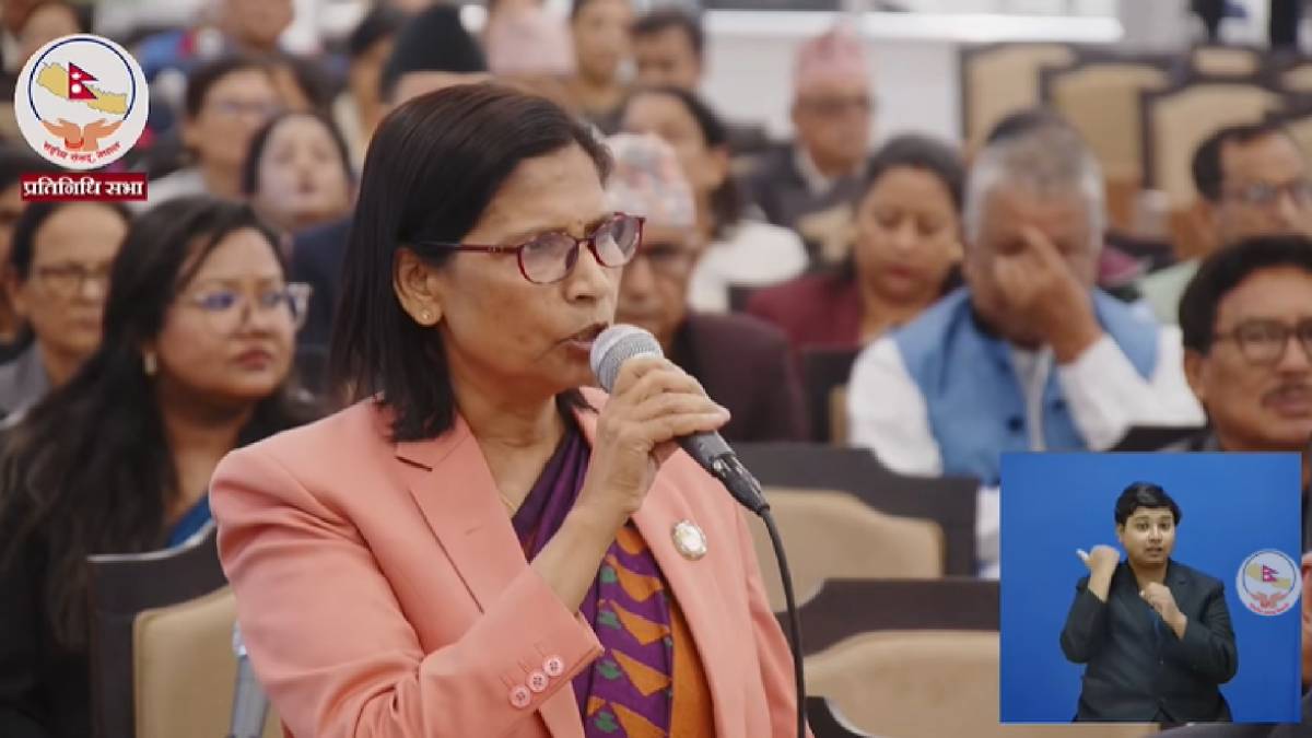 प्रधानमन्त्रीले सदनमा आएर माफी नमागेसम्म सदन चल्न नदिने नेकपा एमालेको अडान प्रधानमन्त्रीले सदनमा आएर माफी नमागेसम्म सदन चल्न नदिने नेकपा एमालेको अडान