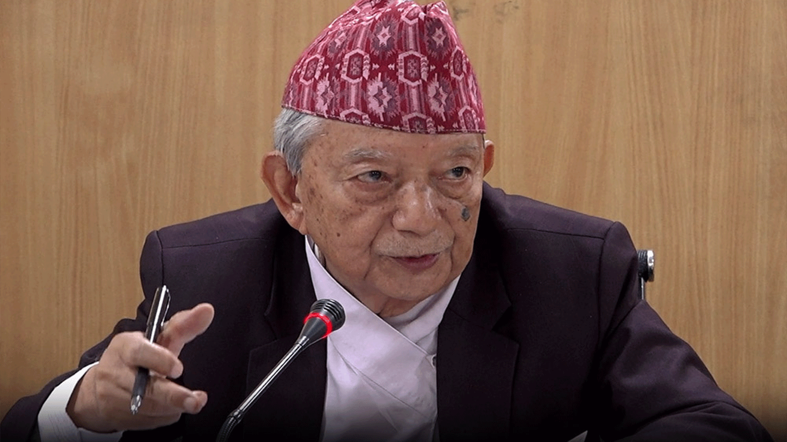 आयोगले आन्तरिक अनुसन्धान वा अनुगमन प्रतिवेदनहरू सार्वजनिक गर्न मिल्दैन्- अध्यक्ष मगर