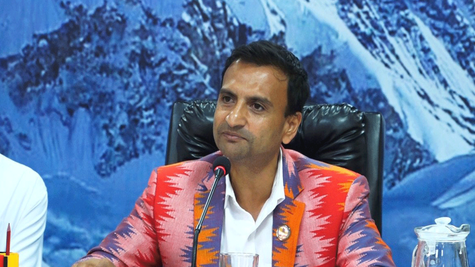 मुलुक भर स्वच्छ खानेपानी आपूर्ति सुनिश्चित गर्न संसदीय समितिको निर्देशन, १५ दिनभित्र कार्ययोजना माग मुलुक भर स्वच्छ खानेपानी आपूर्ति सुनिश्चित गर्न संसदीय समितिको निर्देशन, १५ दिनभित्र कार्ययोजना माग