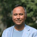 सोधपुछका लागि व्यावसायी उपेन्द्र महतो प्रहरीको केन्द्रीय अनुसन्धान ब्यूरो सिआईबीमा उपस्थित सोधपुछका लागि व्यावसायी उपेन्द्र महतो प्रहरीको केन्द्रीय अनुसन्धान ब्यूरो सिआईबीमा उपस्थित