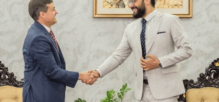 शिक्षा तथा खेलकुद मन्त्री सस्मित पोखरेलसँग अमेरिकी कार्यवाहक राजदूतको शिष्टाचार भेटवार्ता शिक्षा तथा खेलकुद मन्त्री सस्मित पोखरेलसँग अमेरिकी कार्यवाहक राजदूतको शिष्टाचार भेटवार्ता