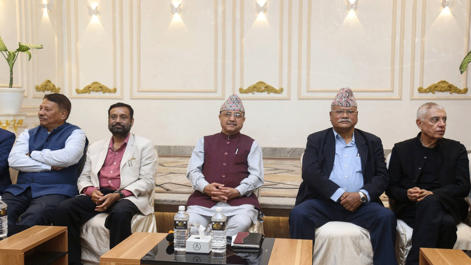 भेलाको तयारीबारे छलफल गर्न कांग्रेस इतर समूहको बैठक बस्दै