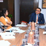 बजेट कार्यान्वयनलाई प्रभावकारी बनाउने उद्देश्यले अर्थ मन्त्रालय र उद्योग वाणिज्य तथा आपूर्ति मन्त्रालयबीच छलफल बजेट कार्यान्वयनलाई प्रभावकारी बनाउने उद्देश्यले अर्थ मन्त्रालय र उद्योग वाणिज्य तथा आपूर्ति मन्त्रालयबीच छलफल