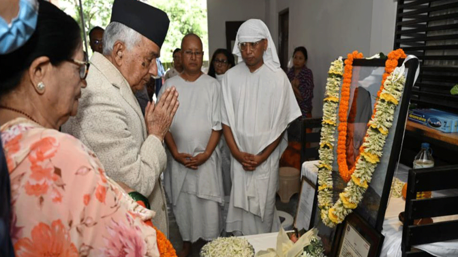 राष्ट्रपति रामचन्द्र पौडेलद्वारा पूर्वउपप्रधानमन्त्री गोपालमान श्रेष्ठको निधनप्रति गहिरो दुःख व्यक्त राष्ट्रपति रामचन्द्र पौडेलद्वारा पूर्वउपप्रधानमन्त्री गोपालमान श्रेष्ठको निधनप्रति गहिरो दुःख व्यक्त