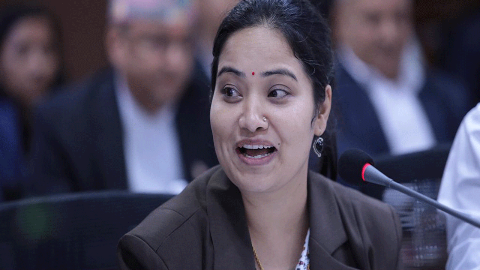 भूमिहीन र सुकुमवासीलाई लालपुर्जा वितरण जारी रहन्छ : मन्त्री रावल