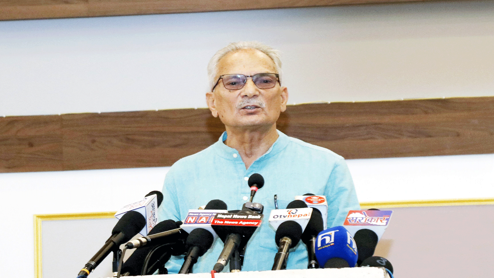 रास्वपासँग पद खोजेको होइन, विकास र समृद्धिको एजेन्डा साकार पार्न सहयोग गरेको हो : डा. भट्टराई रास्वपासँग पद खोजेको होइन, विकास र समृद्धिको एजेन्डा साकार पार्न सहयोग गरेको हो : डा. भट्टराई