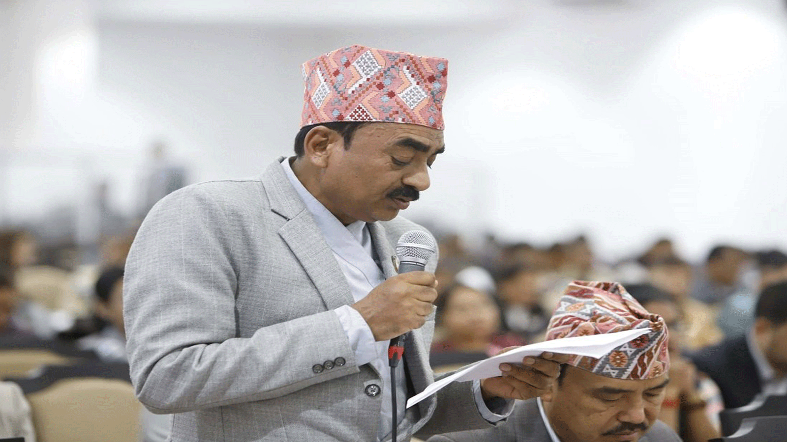 ऋण र बेरोजगारीका कारण युवाले आत्मदाह गर्ने स्थिति चिन्ताजनक : सांसद भाट