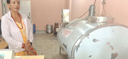 कृषकलाई अनुदानमा ‘दूध चिस्यान ट्याङ्की’ वितरण