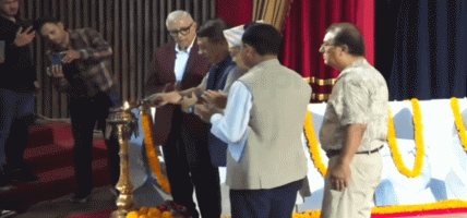 तीन नेताले संयुक्त रूपमा पानसमा बत्ती बालेर सुरु भयो कांग्रेस इतर समूहको कार्यक्रम