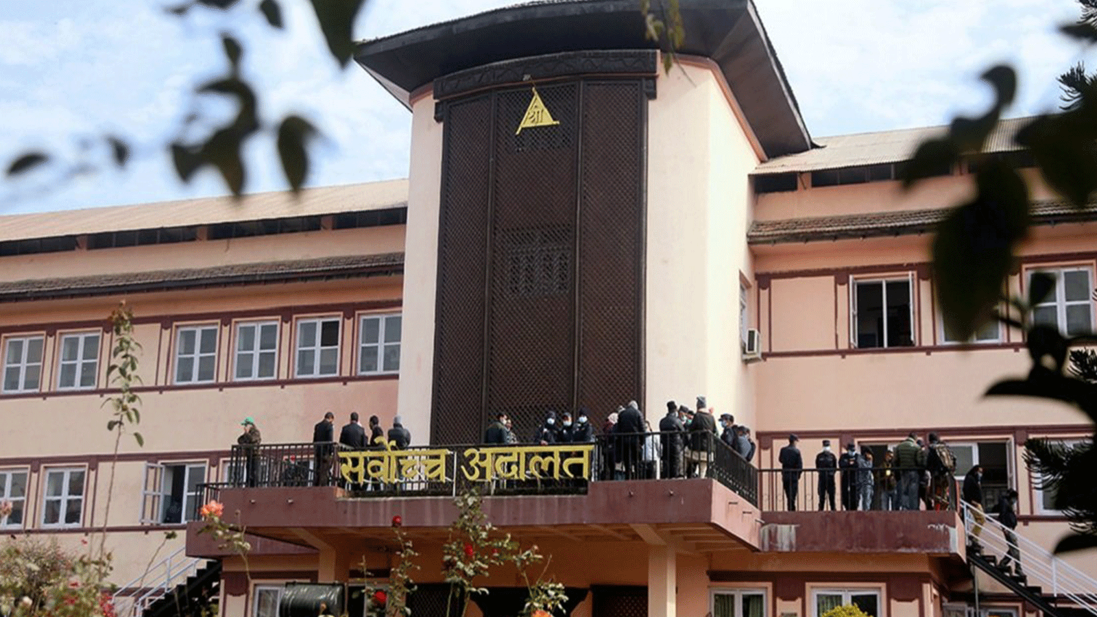 सर्वोच्चको परमादेशः काठमाडौँको फोहोर व्यवस्थापनमा गर्न मुख्यसचिवको नेतृत्वमा समिति गठन गर्नू