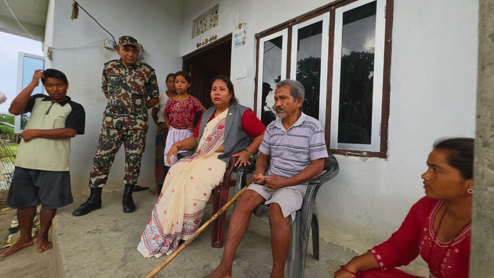 चितवनमा मन्त्री चौधरी : हात्ती केन्द्रदेखि वन्यजन्तु पीडितसम्मको अवस्थाबारे चासो