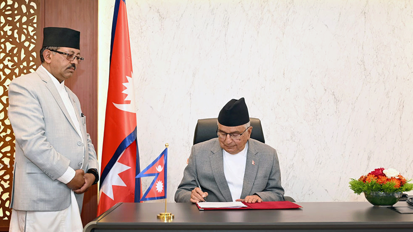 राष्ट्रपति रामचन्द्र पौडेलद्वारा तीन विधेयक प्रमाणीकरण राष्ट्रपति रामचन्द्र पौडेलद्वारा तीन विधेयक प्रमाणीकरण